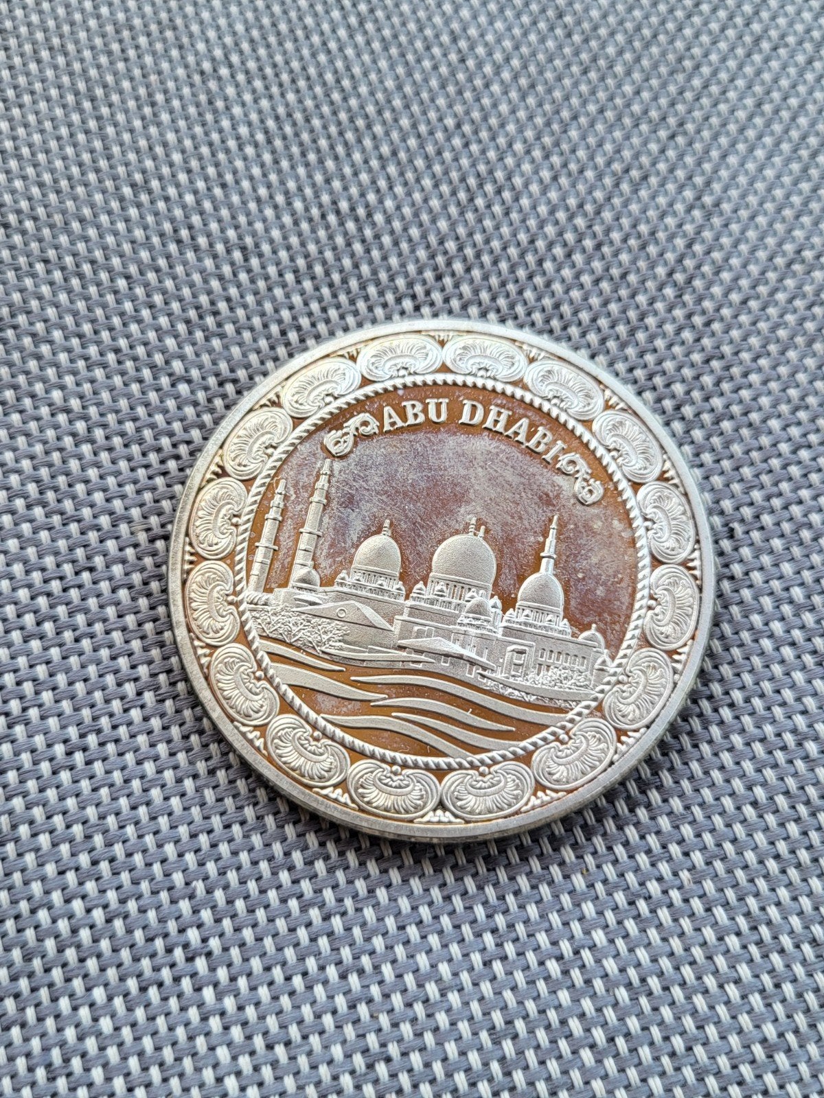 Zware verzilverde penning Abu Dhabi - Sheikh Zayed Moskee, Ophalen of Verzenden, Overige materialen