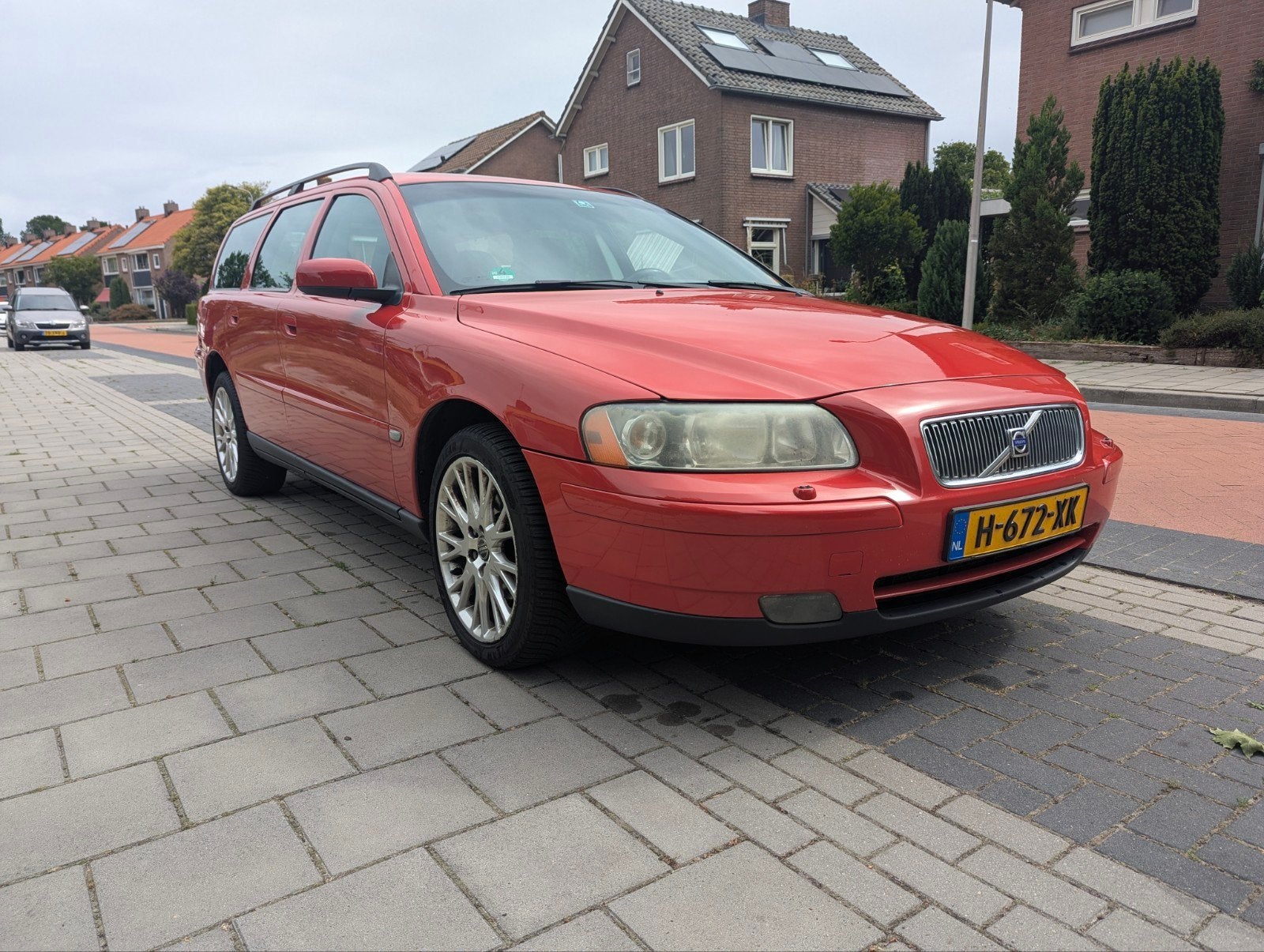 Volvo V70 2.4 140PK CNG 2006 Rood, Voorwielaandrijving, 1800 kg, Zwart, Stationwagon