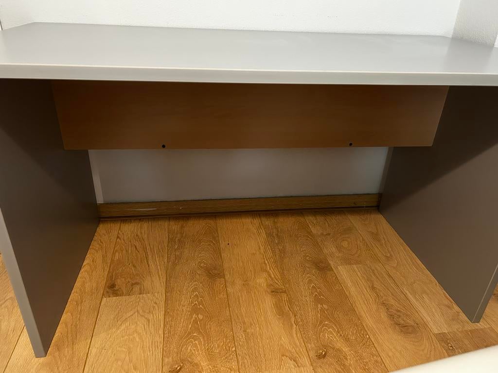 Bureau, Ophalen of Verzenden, Zo goed als nieuw