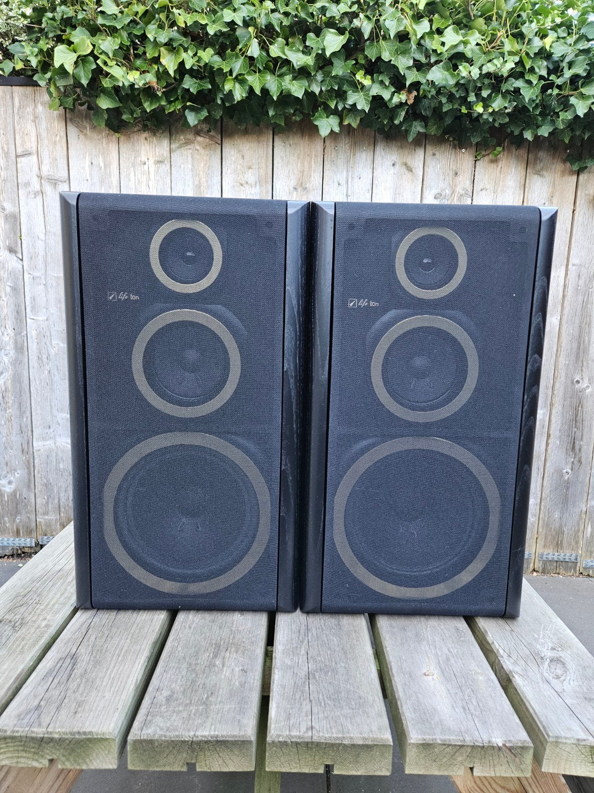 Life Ton A.3.3 Hifi 3weg Basreflex Luidsprekerboxen 140 Watt, Audio, Tv en Foto, Overige merken, Stereo speakers, Gebruikt, 120 tot 150 watt