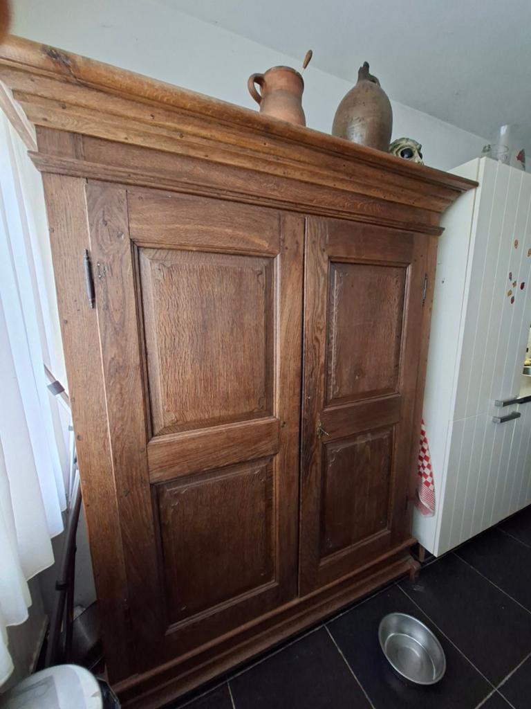 Antieke eikenhouten kast - Authentiek en ruim, Ophalen