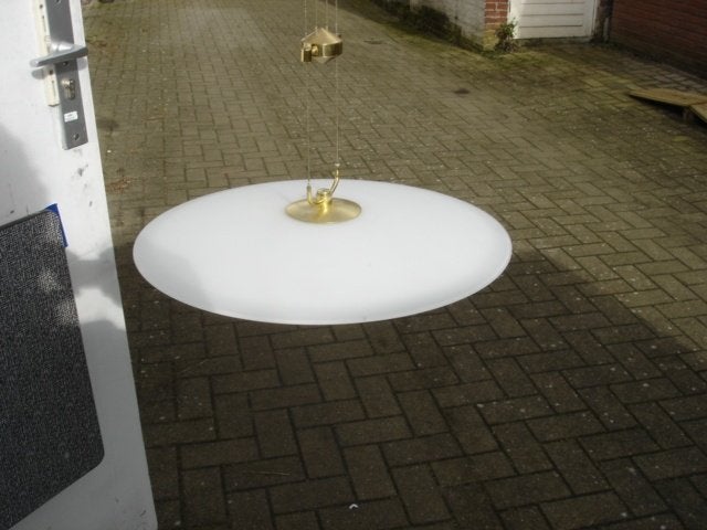 Vintage UFO vorm opaal glas hanglamp jaren 60 / 70 Helestra, Ophalen of Verzenden, Gebruikt, Glas, G4