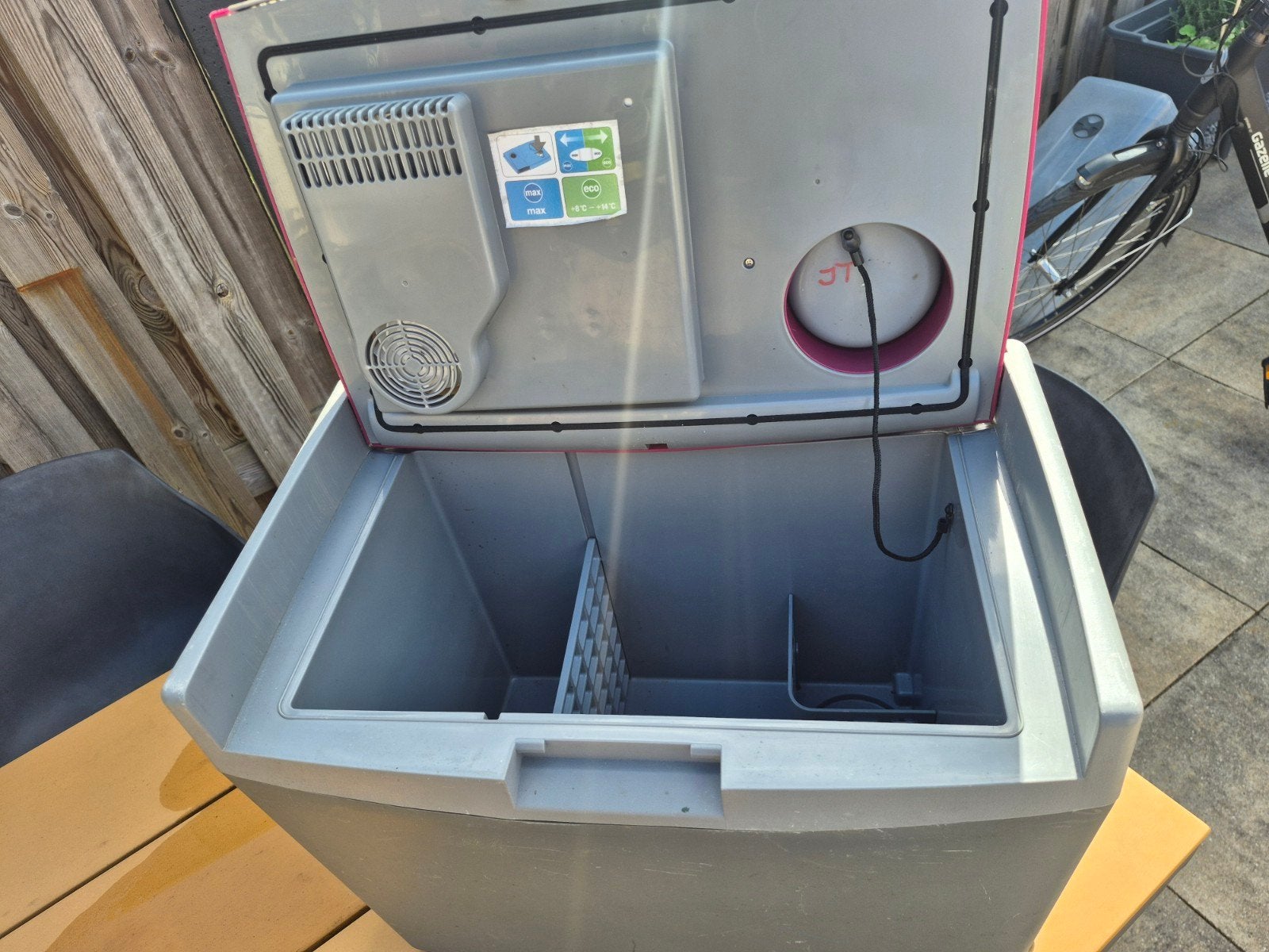 Mobicool Elektrische Koelbox - Gebruikt maar Nette Staat, Ophalen, Gebruikt, Koelbox, Elektrisch