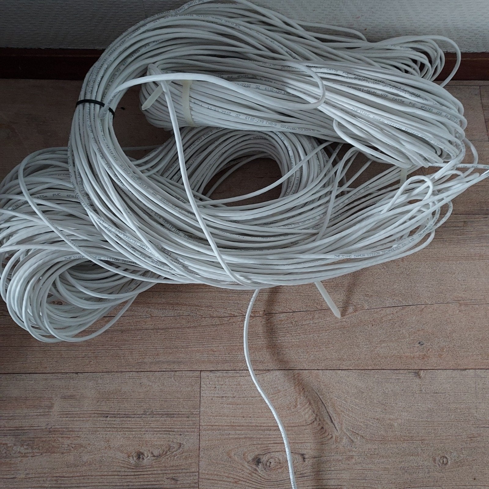 UTP kabel Cat5e - 300 meter, Ophalen of Verzenden, Nieuw