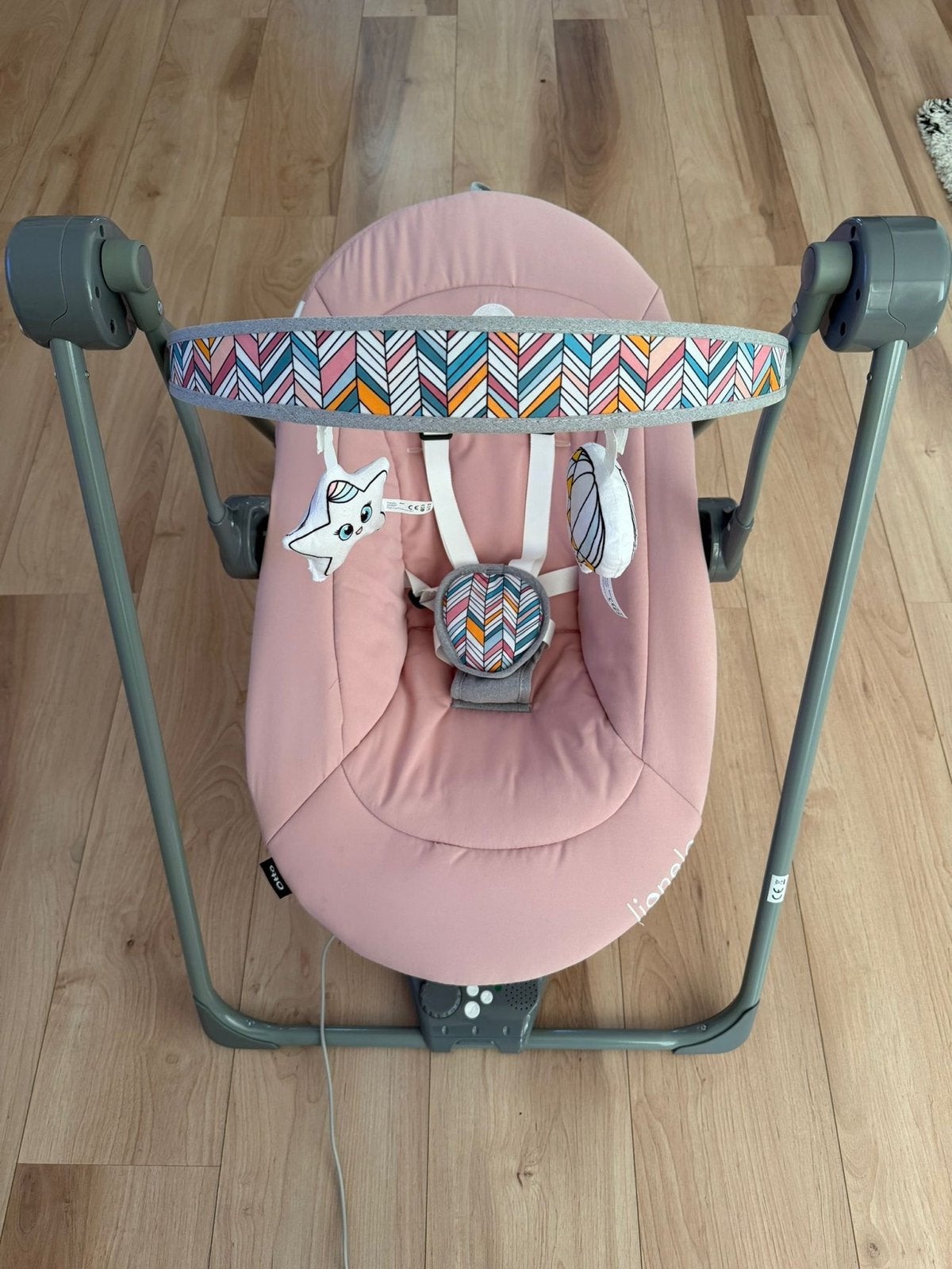 Lionelo elektrische baby wipstoel ZGAN, Wipstoel, Ophalen, Overige merken, Met gordel(s) of riempje(s)