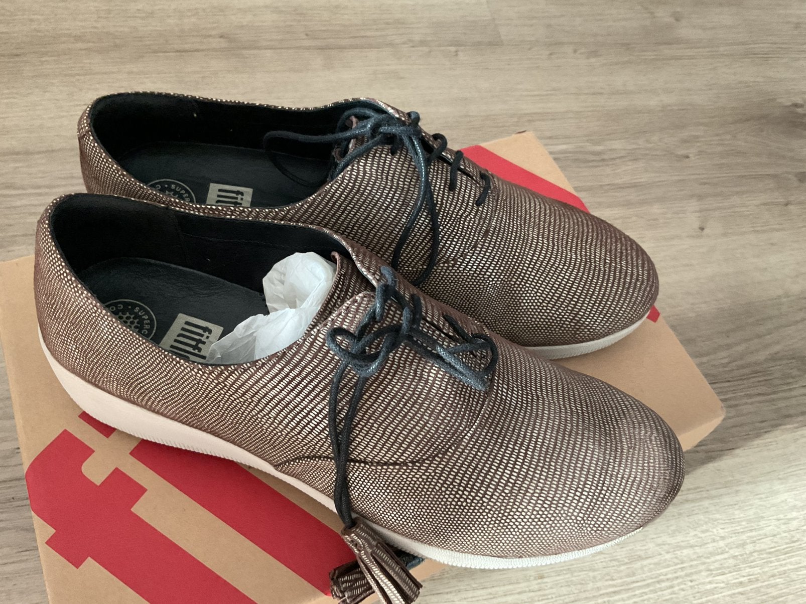 Fitflop 42 *** 20 €, Bruin, Ophalen of Verzenden, Sneakers of Gympen, Zo goed als nieuw