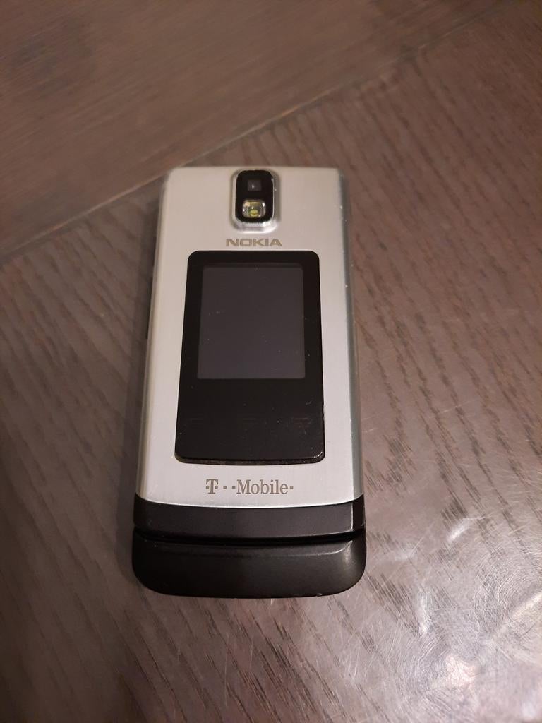Nokia Klaptelefoon + Blauw Hoesje, Ophalen of Verzenden, Blauw, Klassiek of Candybar