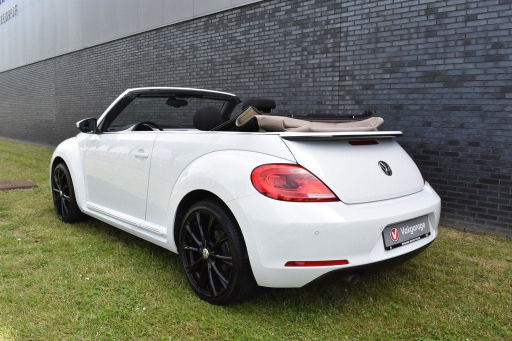 Volkswagen Beetle Cabriolet 1.2 TSI Design BlueMotion Cabrio, Auto's, Volkswagen, Voorwielaandrijving, 12 maanden, Stof, Gebruikt