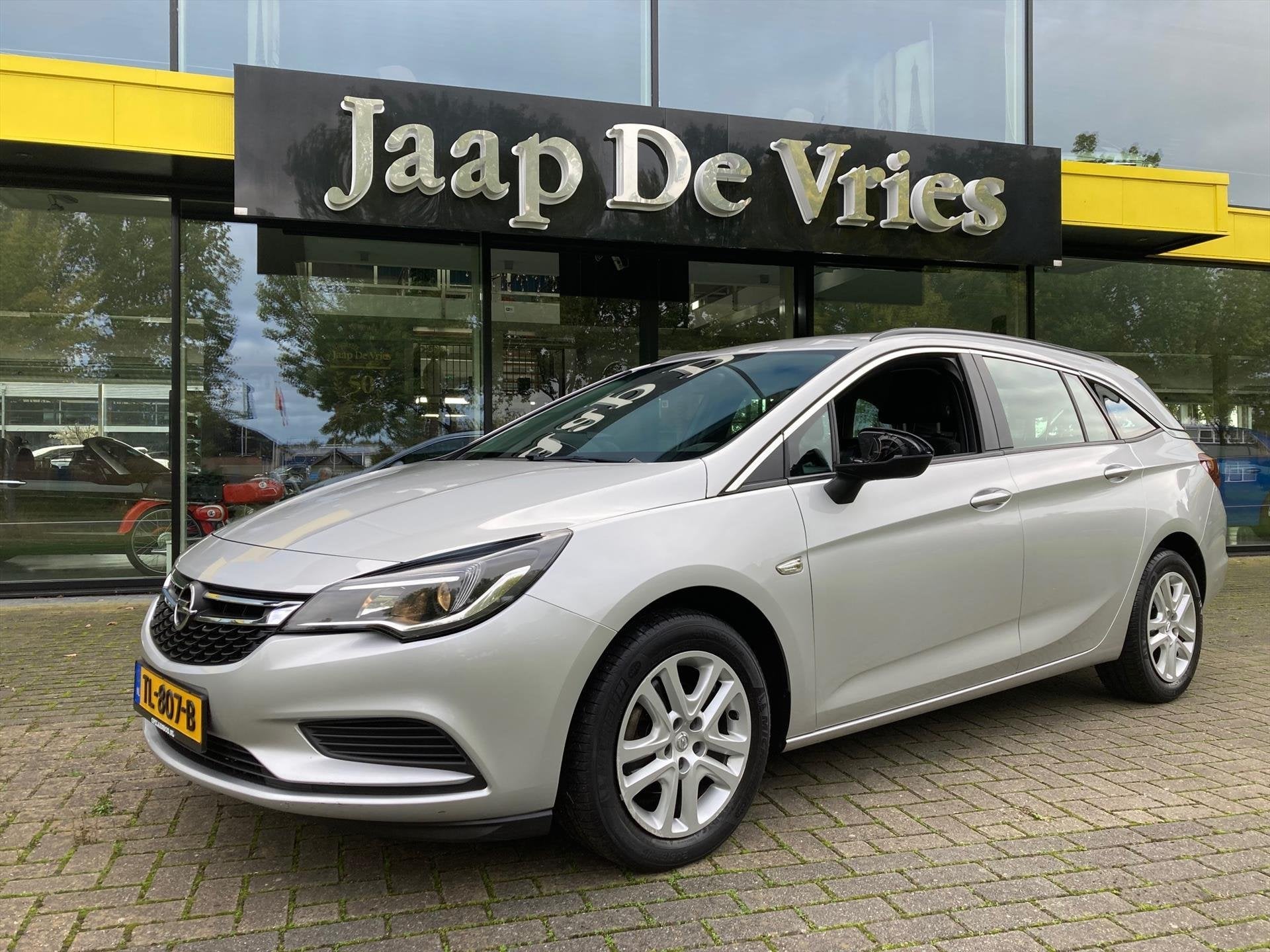 Opel Astra 1.0 TURBO 77KW SPORTS TOURER, Auto's, Voorwielaandrijving, Stof, Gebruikt, 1178 kg