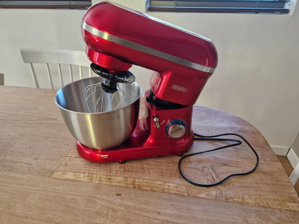 Bourgini Keukenmachine Rood - Zo goed als nieuw, 4 liter of meer, Ophalen of Verzenden, Zo goed als nieuw, 3 snelheden of meer