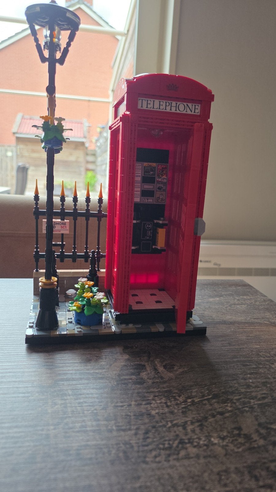 Lego Ideas 21347 Rode Telefooncel, Lego, Ophalen of Verzenden, Compleet, Complete set