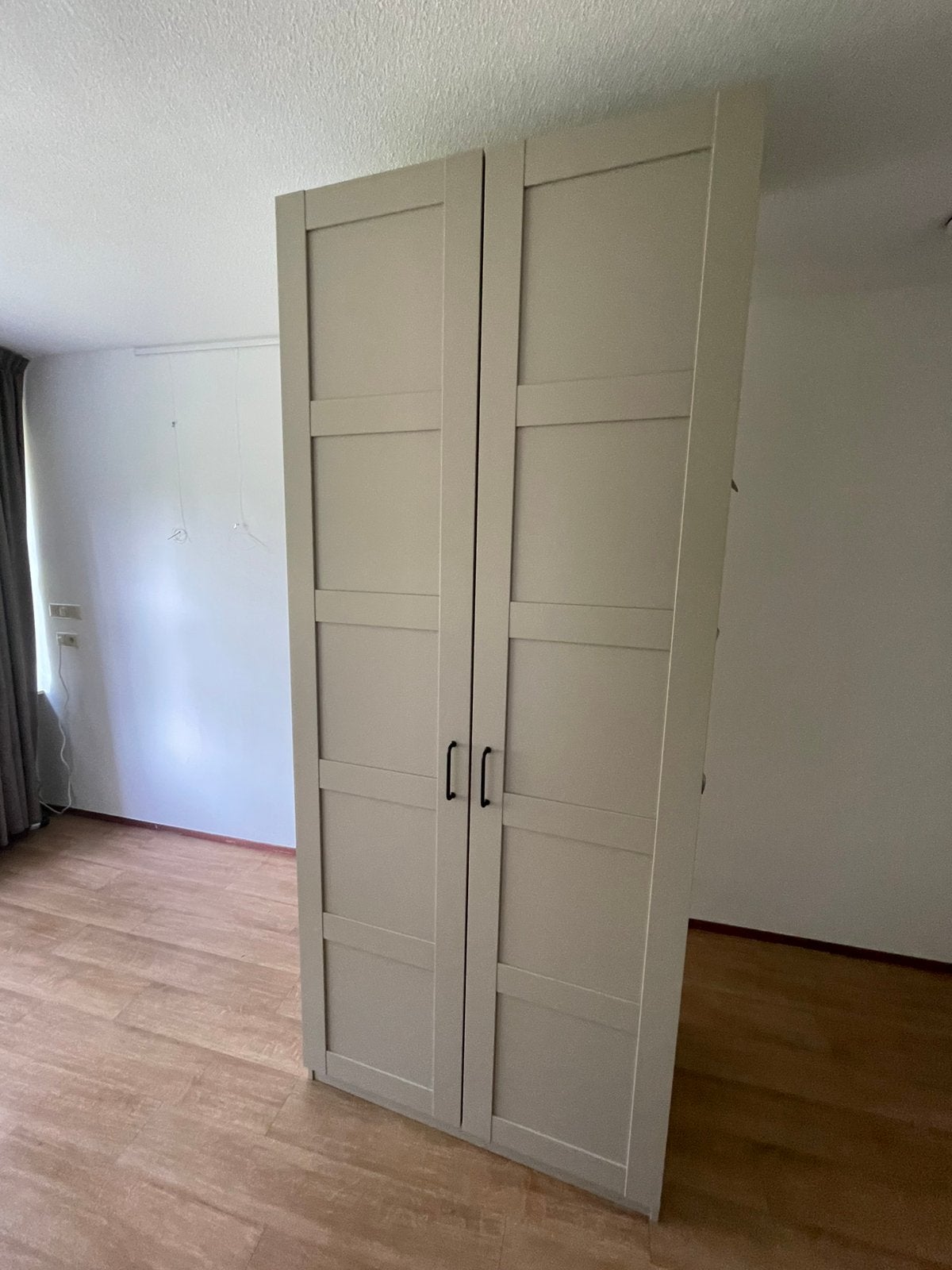Ikea pax 236 hoog kleur taupe, Huis en Inrichting, Kasten | Kledingkasten, Ophalen, 200 cm of meer, 50 tot 100 cm, Zo goed als nieuw