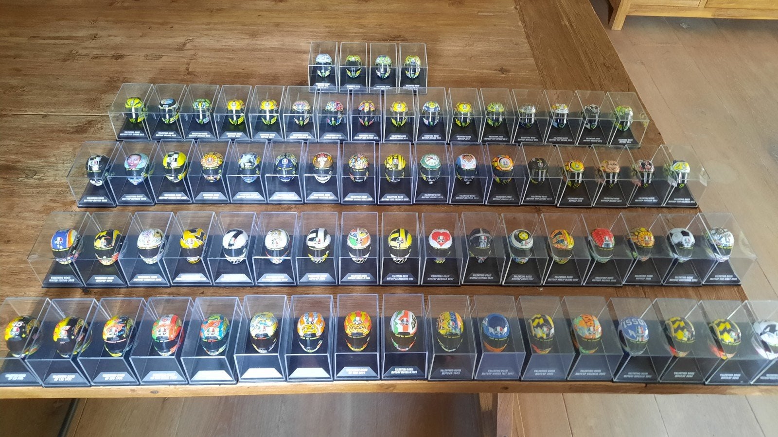 mini champs Valentino Rossi helm schaalmodel 1:8, Ophalen of Verzenden, Zo goed als nieuw, Overige typen