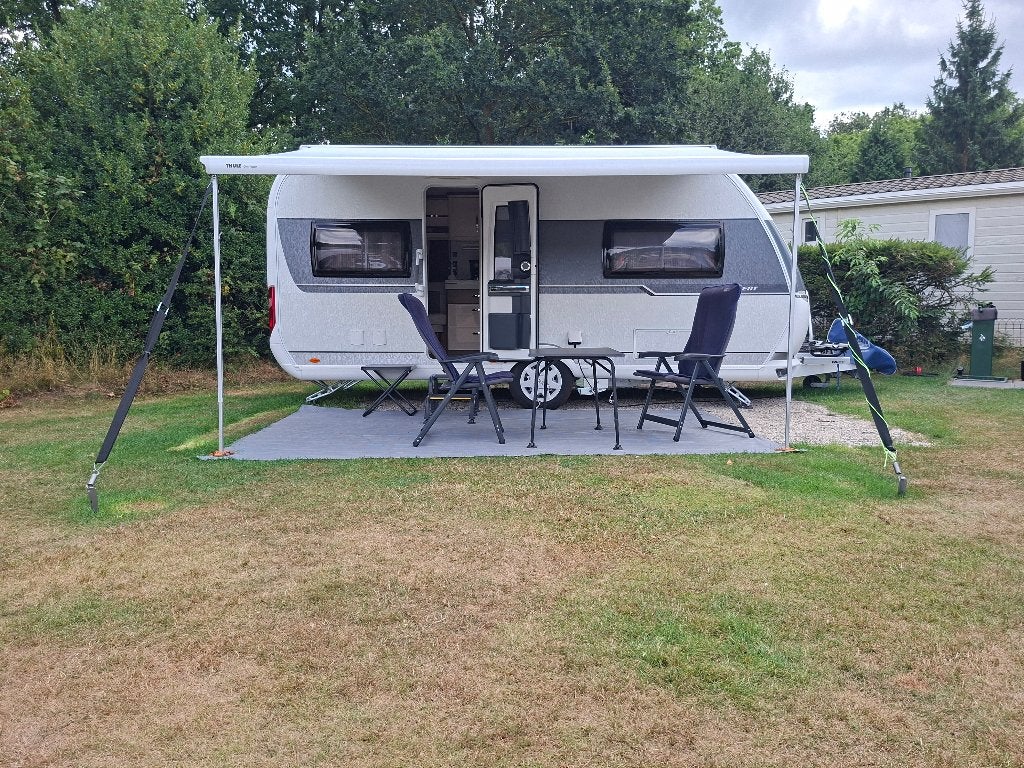 Hobby caravan 495 Ufe excellent mover,airco,thule omnistor, Rondzit, Hobby, Frans bed, Schokbreker