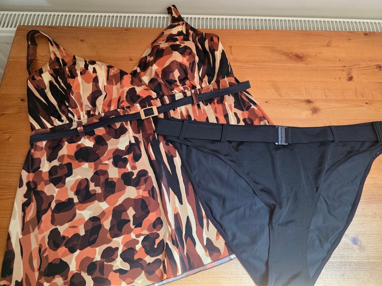 Tankini maat 50 - Zo goed als nieuw, Kleding | Dames, Badmode en Zwemkleding, Ophalen of Verzenden, Zo goed als nieuw, Meerkleurig