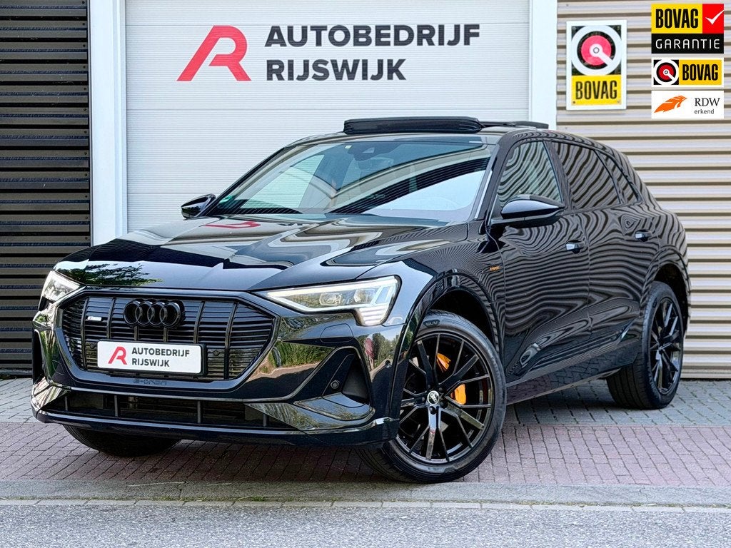 Audi E-tron 55 quattro S edition 95 kWh Pano/HuD/Sfeer, Auto's, Automaat, 12 maanden, Zwart, Leder