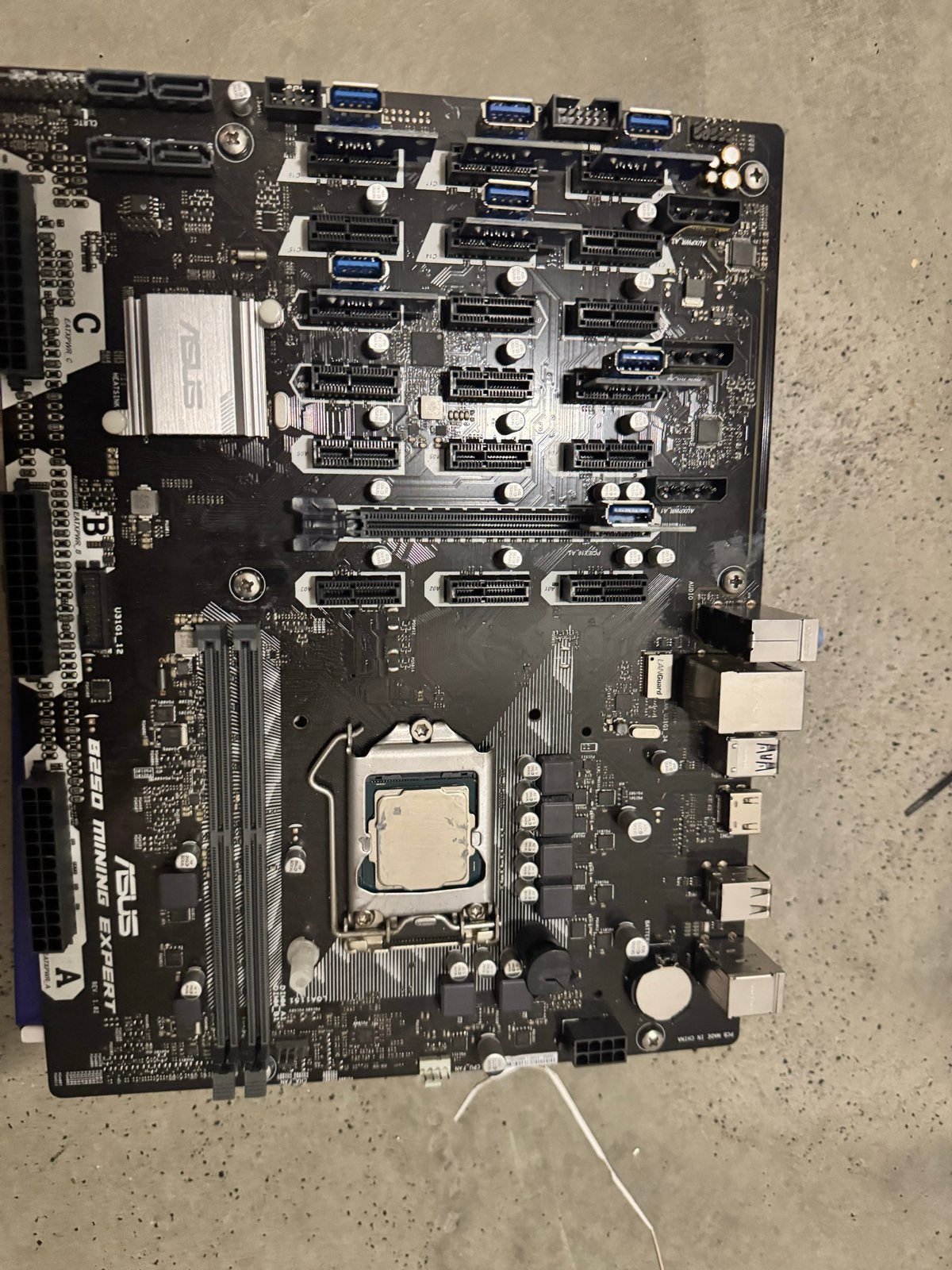 Asus B250 Mining Expert Moederbord met Intel Celeron G3930, Ophalen, Gebruikt, Intel