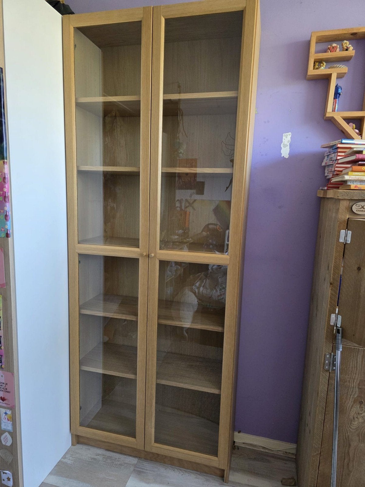 IKEA Billy Boekenkast met deuren - Eikenpatroon, Huis en Inrichting, Kasten | Boekenkasten, Ophalen, 50 tot 100 cm, 25 tot 50 cm