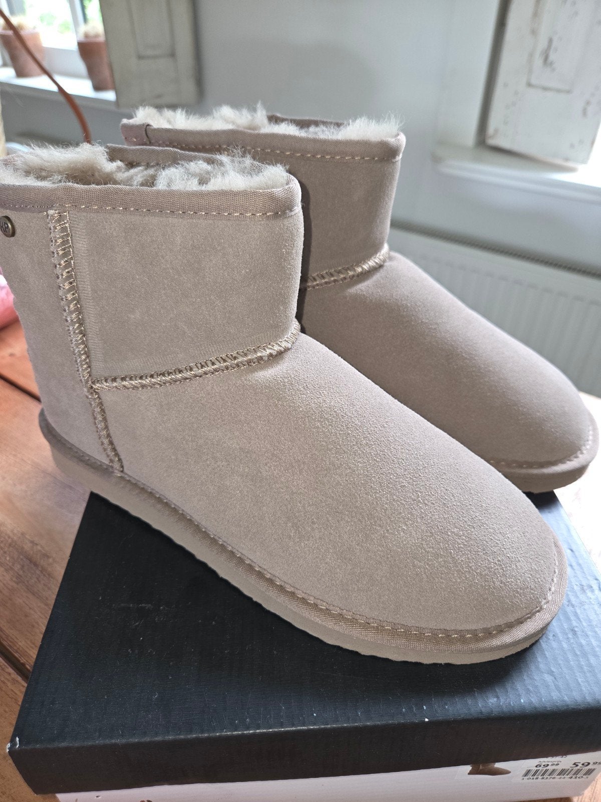 Nieuwe gave hush puppies uggs, Ophalen of Verzenden
