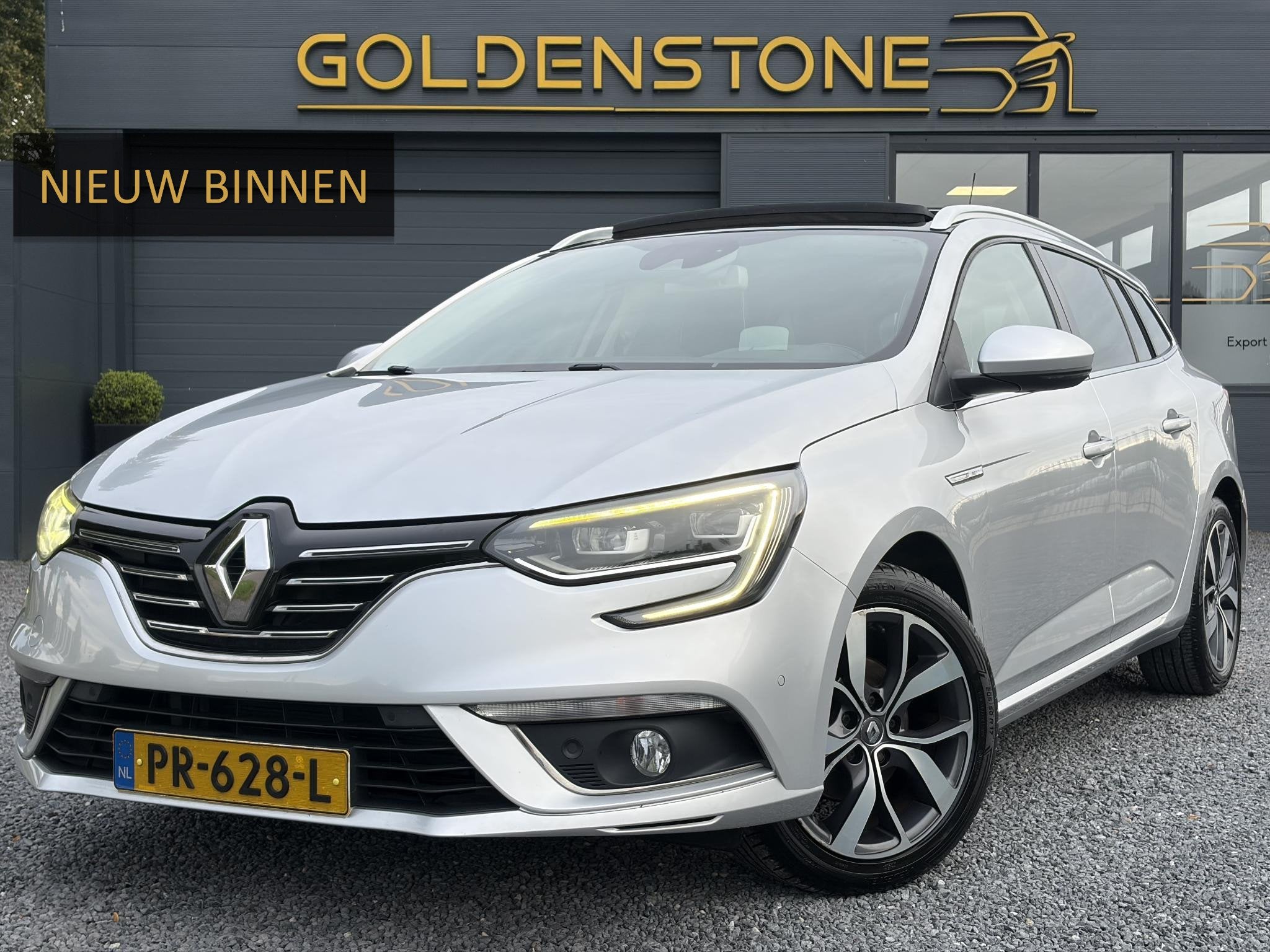 Renault Mégane Estate 1.2 TCe Bose ✓2 Eigenaar✓Pano✓C, Voorwielaandrijving, Dealer onderhouden, Gebruikt, 4 cilinders