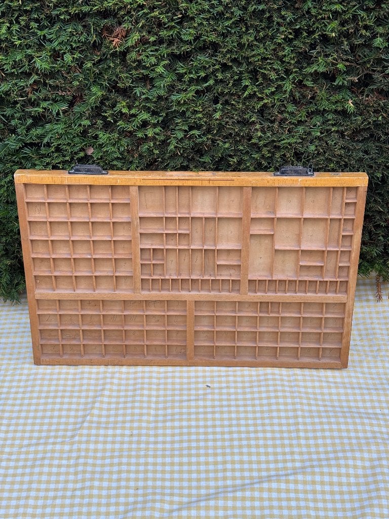 Vintage letterbak drukkerslade hout, Huis en Inrichting, Ophalen