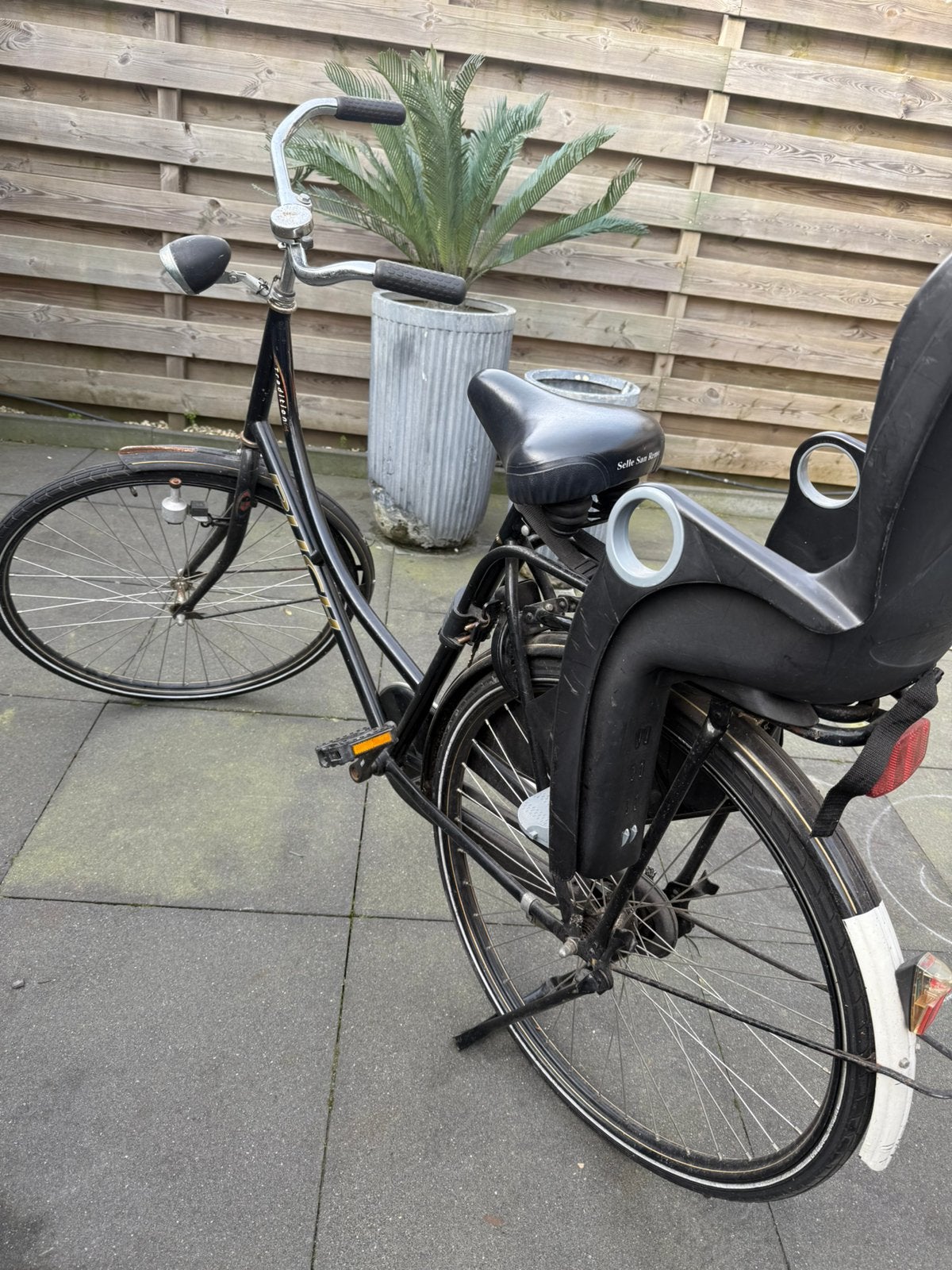 Oma fiets met kinderstoel, Ophalen of Verzenden, 2 zitjes, Zo goed als nieuw, Overige merken