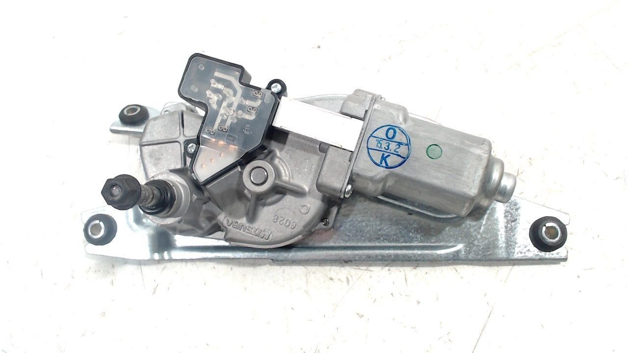 Ruitenwissermotor achter BMW 2 serie, Onderdelen@venauto.nl, Van der Ven Autorecycling B.V., Gebruikt, Ettenseweg 76, 4706 PB Roosendaal, The Netherlands
