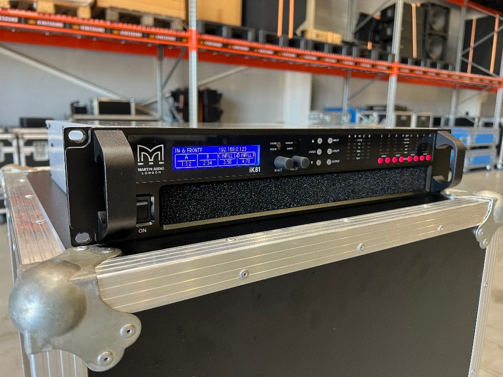 Martin Audio iKON iK81 8x1250W 8-channel amplifier, Gebruikt, Subwoofer, Ophalen of Verzenden, 150 watt of meer