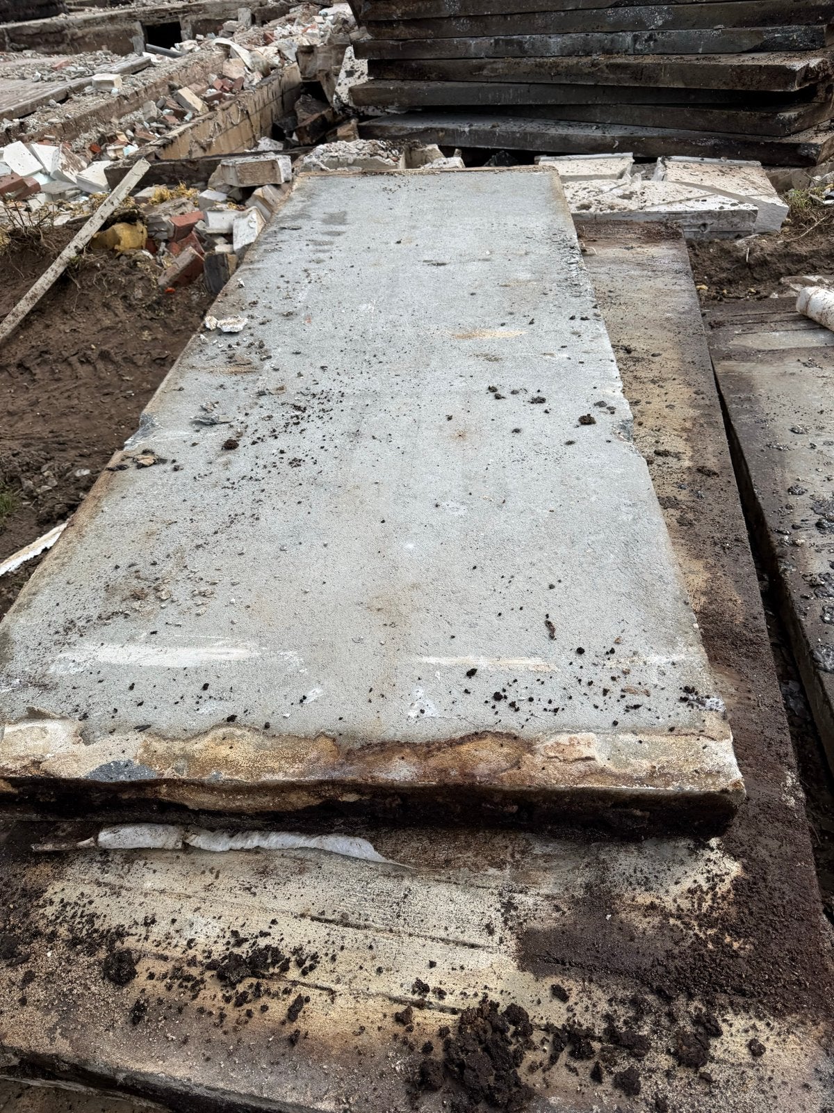 60 Gebruikte betonnenplaten 10 cm dik 1,20 bij 2,80, 30 cm of meer, Gebruikt, Steen of Klei, Overige typen