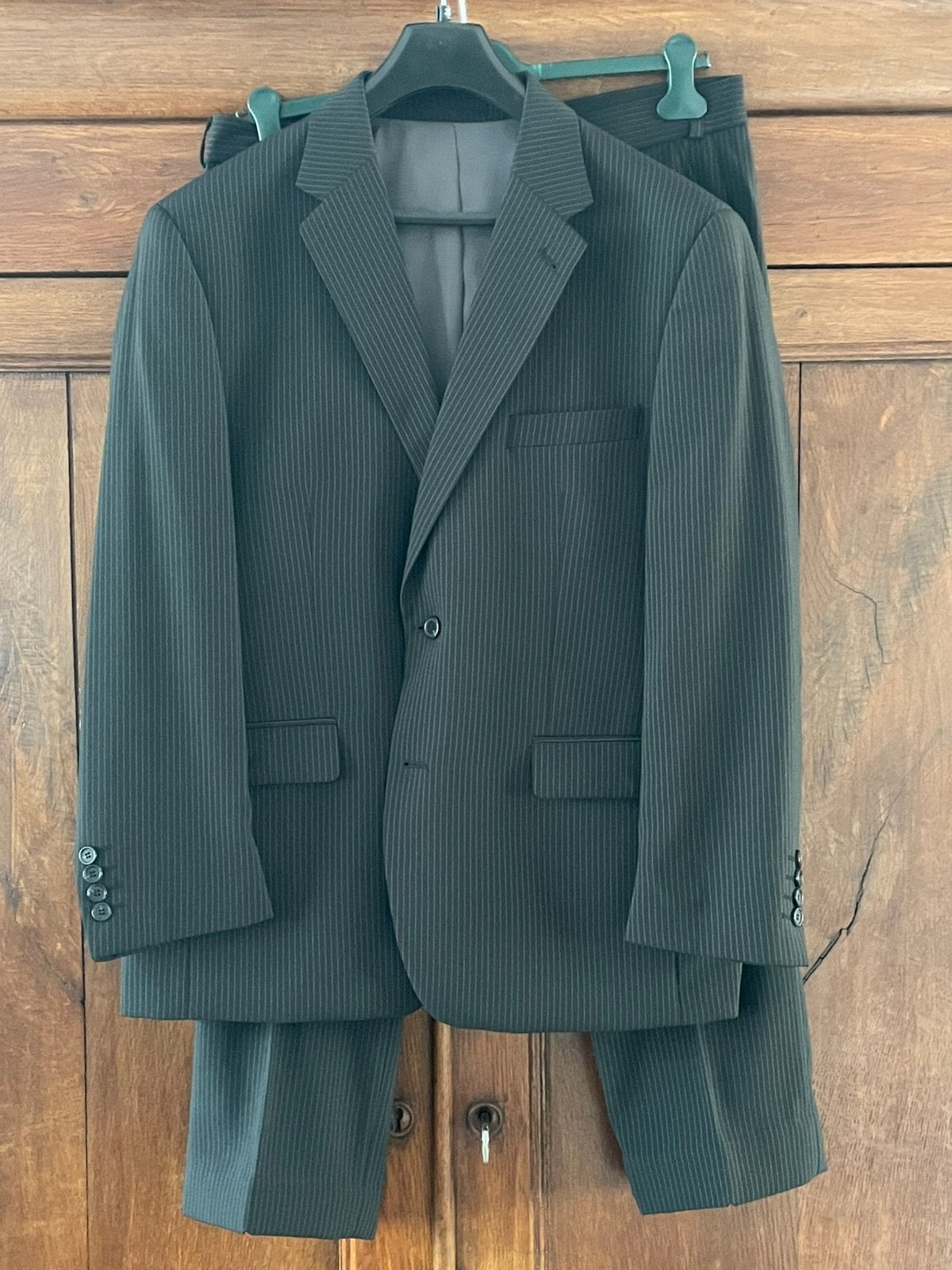 Kostuum maat 25 broek, kolbert maat L, Ophalen of Verzenden, Zo goed als nieuw, Maat 52/54 (L), Zwart