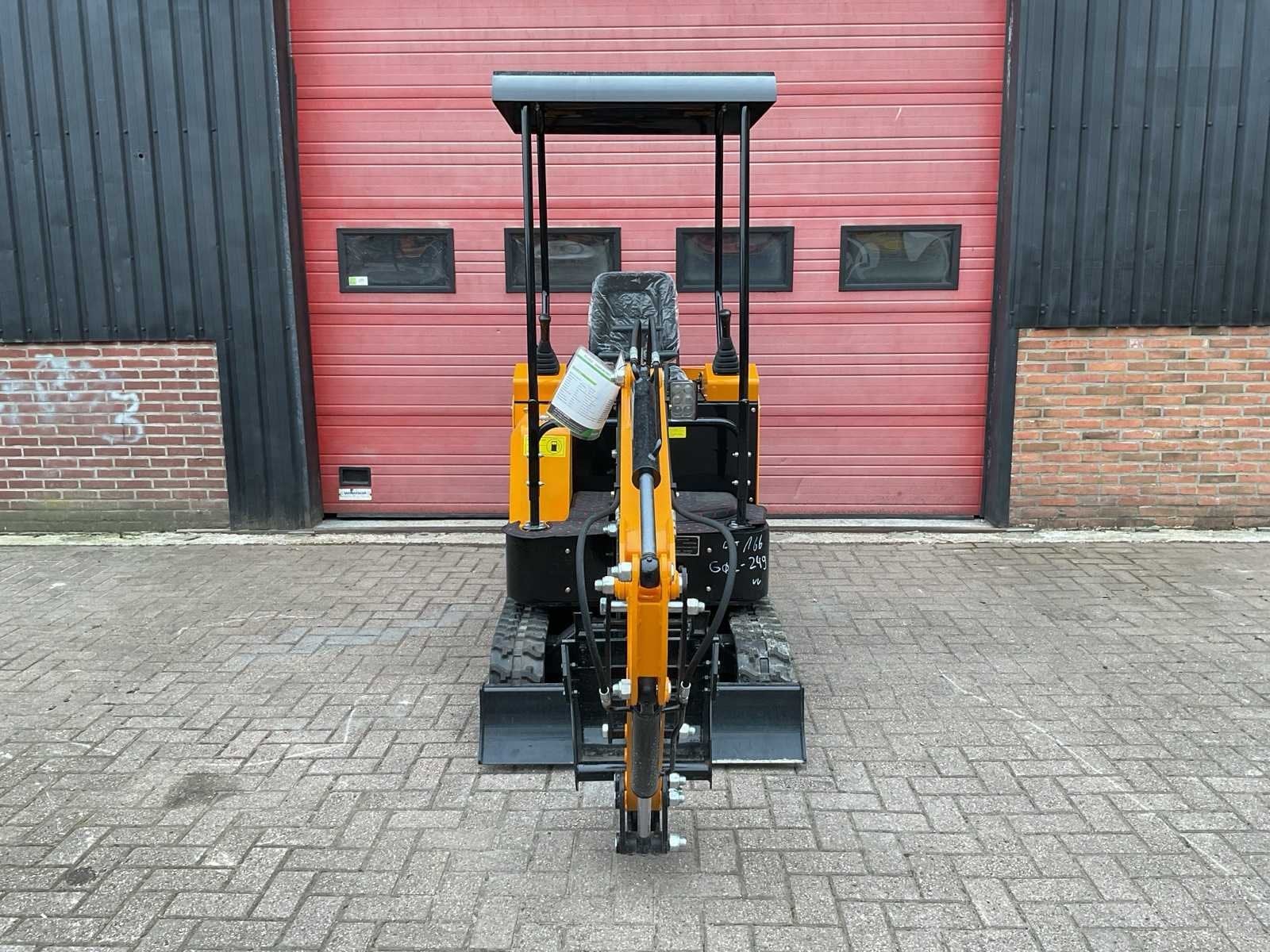 Vicsec VC15D Geel/Zwart Minigraafmachine, Zakelijke goederen, Machines en Bouw | Kranen en Graafmachines, Graafmachine
