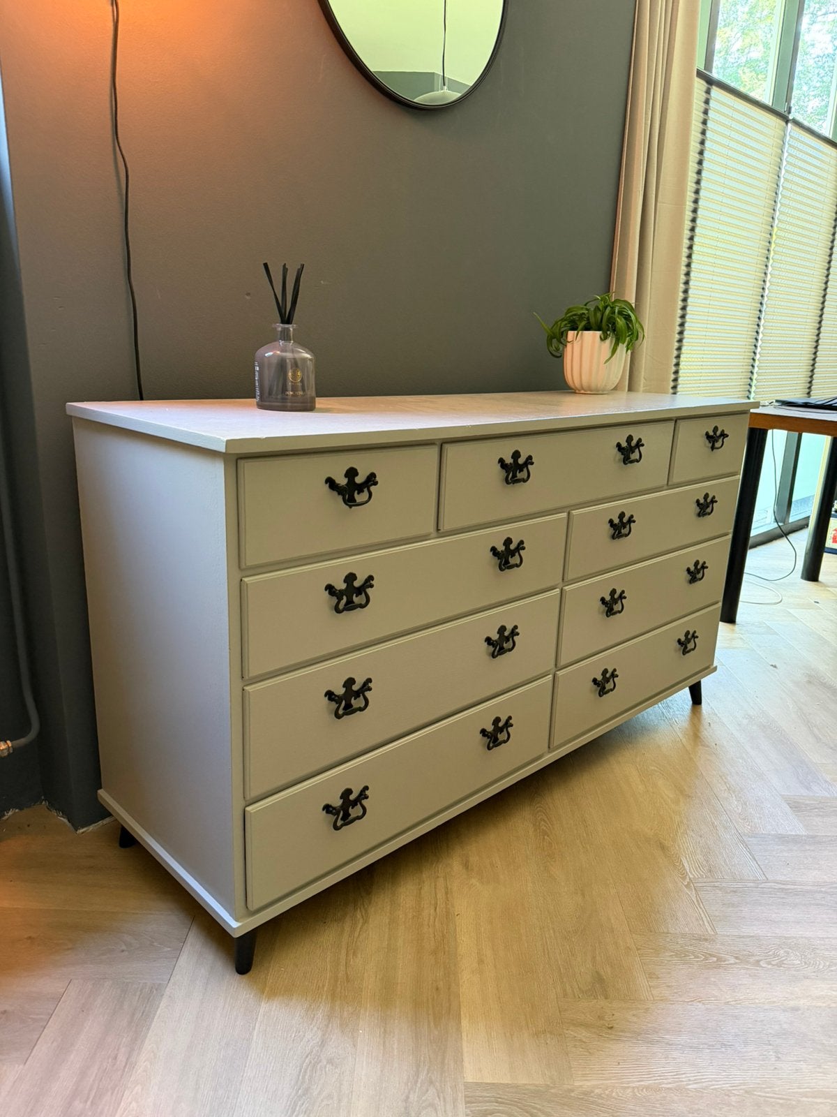 Massief houten dressoir/ladekast - stijlvol, in goede staat, Ophalen, 5 laden of meer, 150 tot 200 cm, Eikenhout