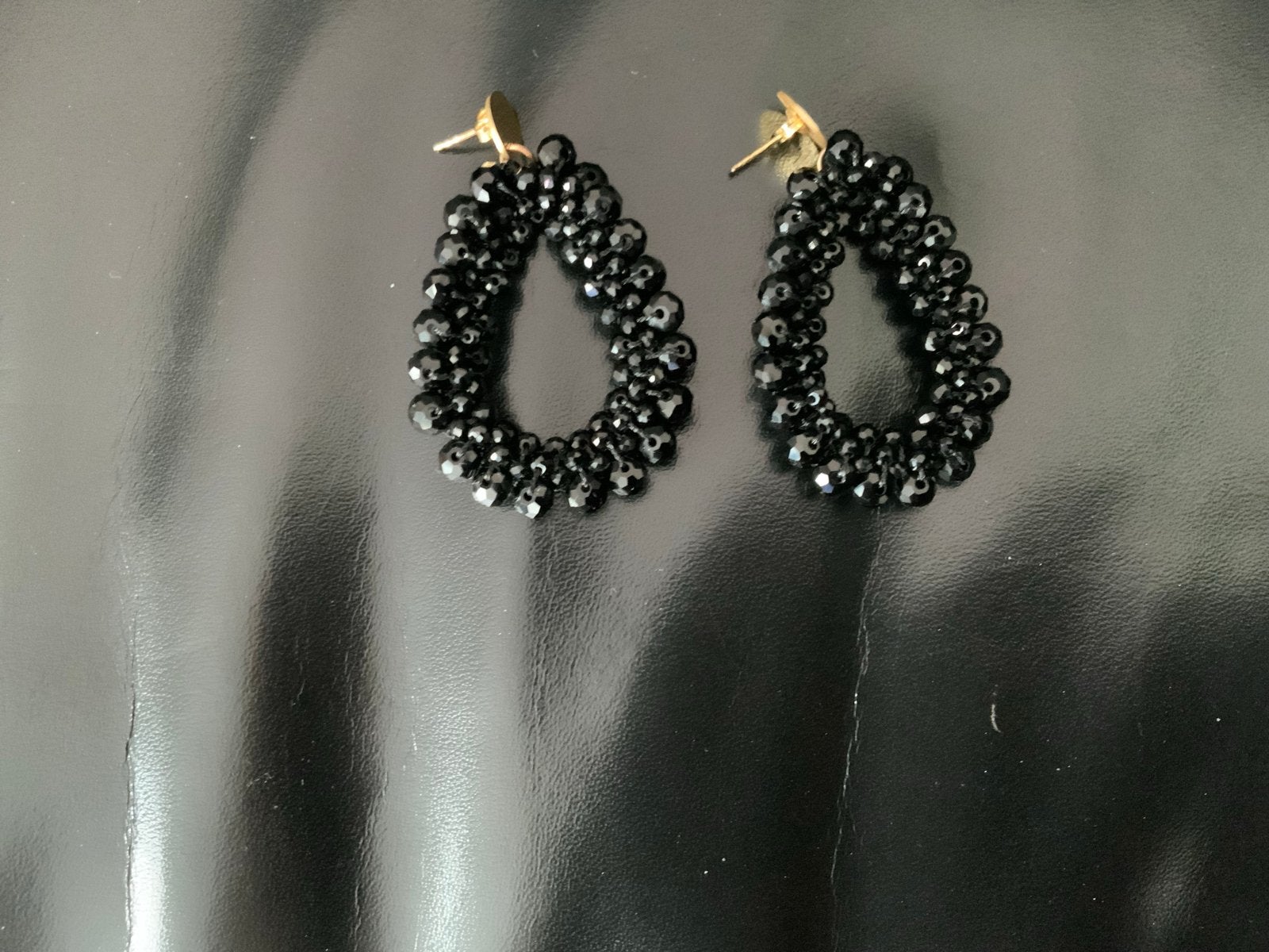 Elegante zwarte Lott Gioielli oorbellen met stekers, Sieraden, Tassen en Uiterlijk, Oorbellen, Overige materialen, Verzenden, Zwart