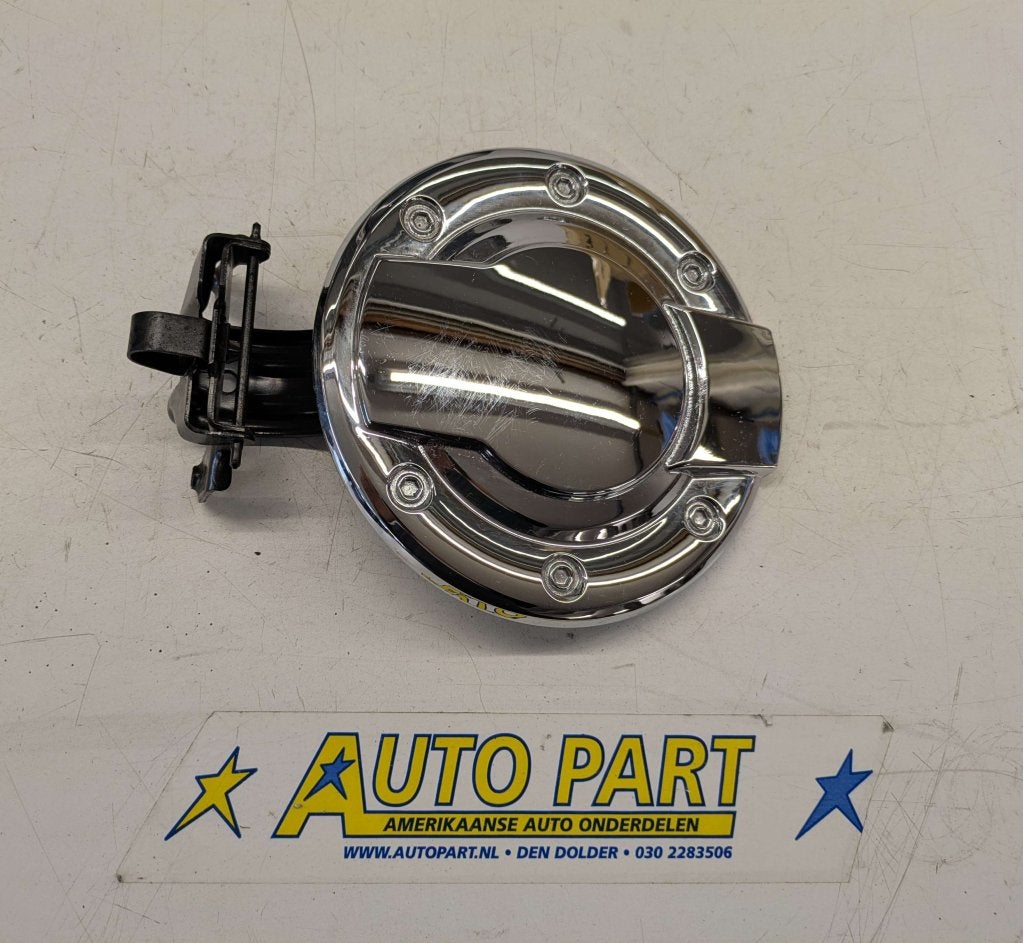 Dodge Ram chroom tankklep 2009-2018, Gebruikt, PO Box 21-8004 | Auburn Hills, MI 48321-8004, Amerikaanse onderdelen, Ophalen of Verzenden