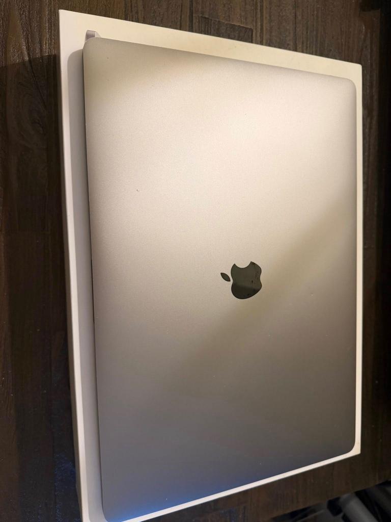 Apple MacBook Pro i9 16” 2019 –  in nette staat, Computers en Software, Apple Macbooks, 1 TB of meer, 2 tot 3 Ghz, Zo goed als nieuw
