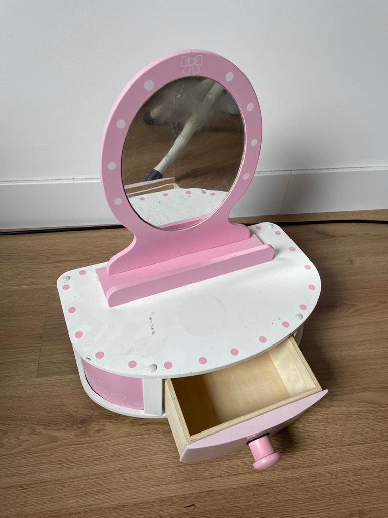 Roze houten kaptafel met spiegel en lade, Ophalen, Gebruikt, Meisje