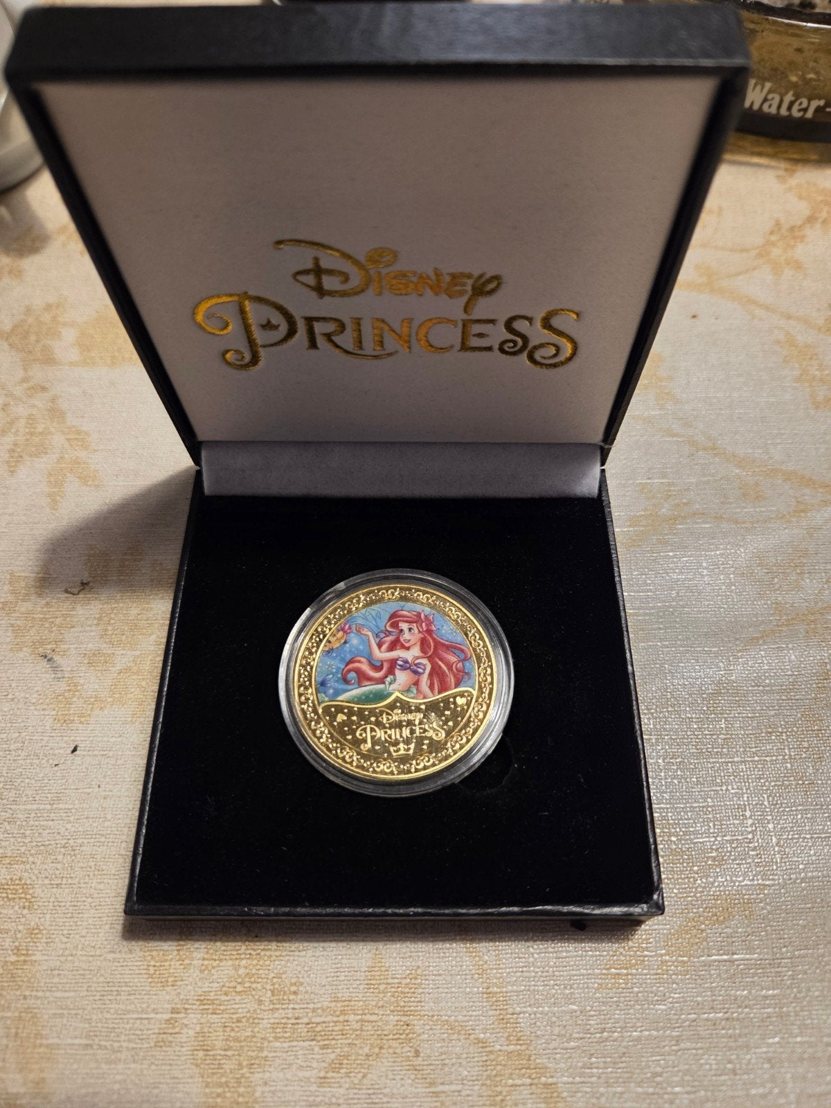 Disney 100 Jaar Wonderen Munt en Disney Princess Ariel Munt, Verzamelen, Ophalen of Verzenden, Pocahontas of Kl. Zeemeermin, Nieuw
