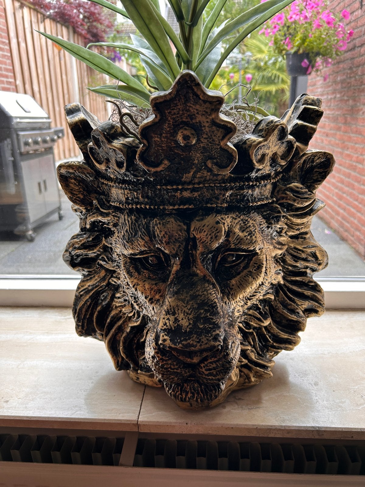 Bloempot Leeuw met Kroon - Goud/Brons - 43 cm breed, Kunststof, Minder dan 30 cm, Minder dan 60 cm, Nieuw