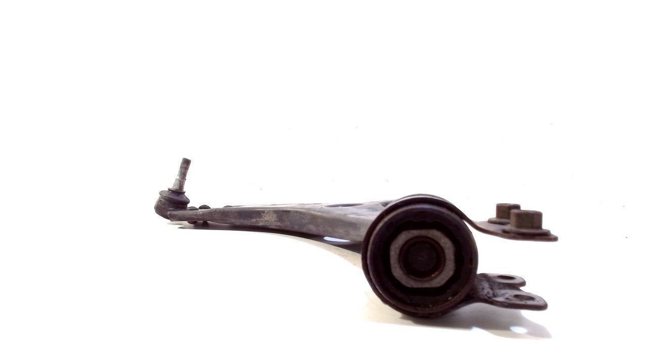 Draagarm links voor Ford Focus, Onderdelen@venauto.nl, Van der Ven Autorecycling B.V., Gebruikt, Ettenseweg 76, 4706 PB Roosendaal, The Netherlands