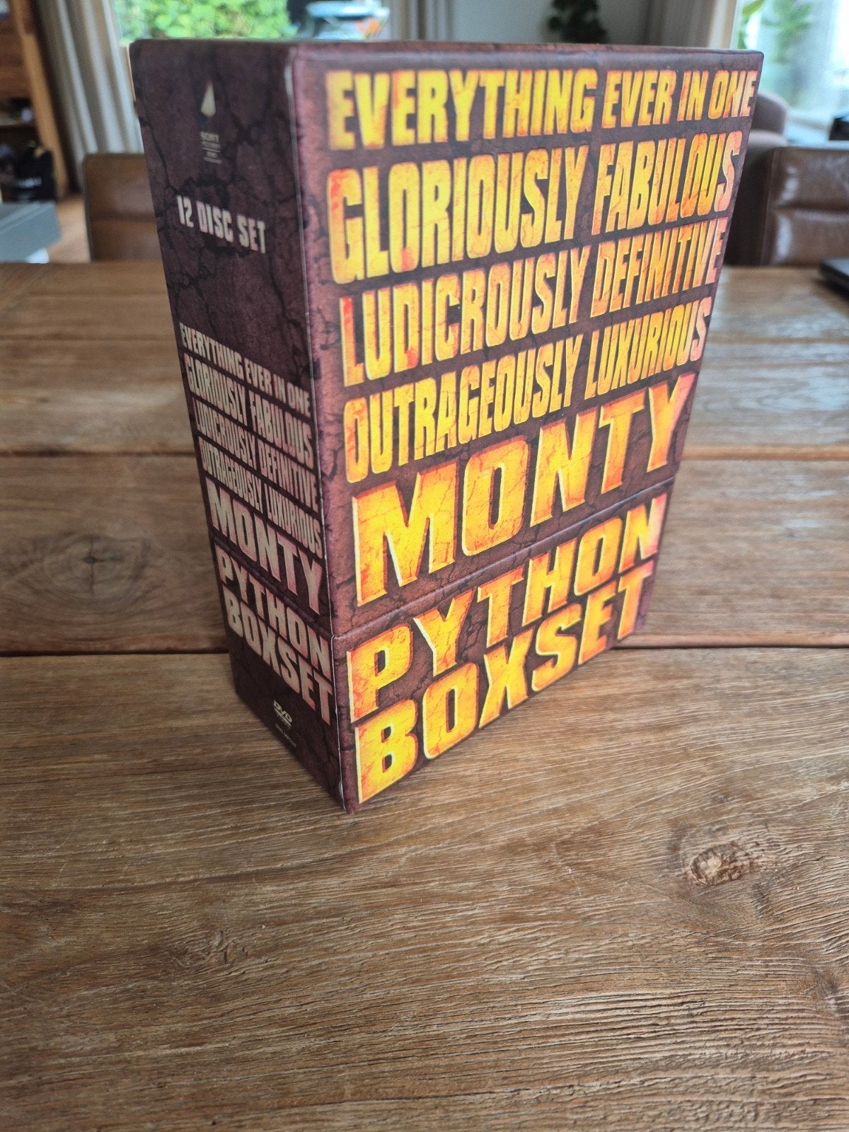 Monty Python Boxset - 12 disc set, Cd's en Dvd's, Dvd's | Tv en Series, Vanaf 12 jaar, Ophalen of Verzenden, Zo goed als nieuw