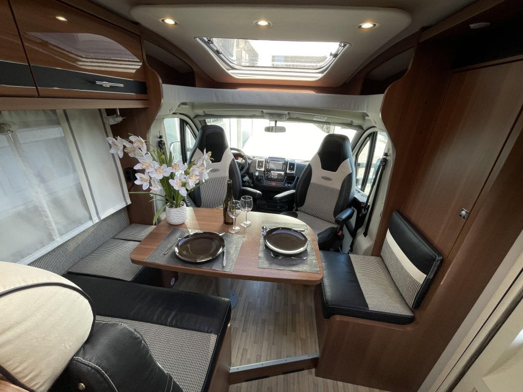 LMC Cruiser T 722 QUEENSBED+RONDZIT LEVELSYSTEEM AUTOMAAT, Automaat, Fiat, Tot en met 2, 7 tot 8 meter