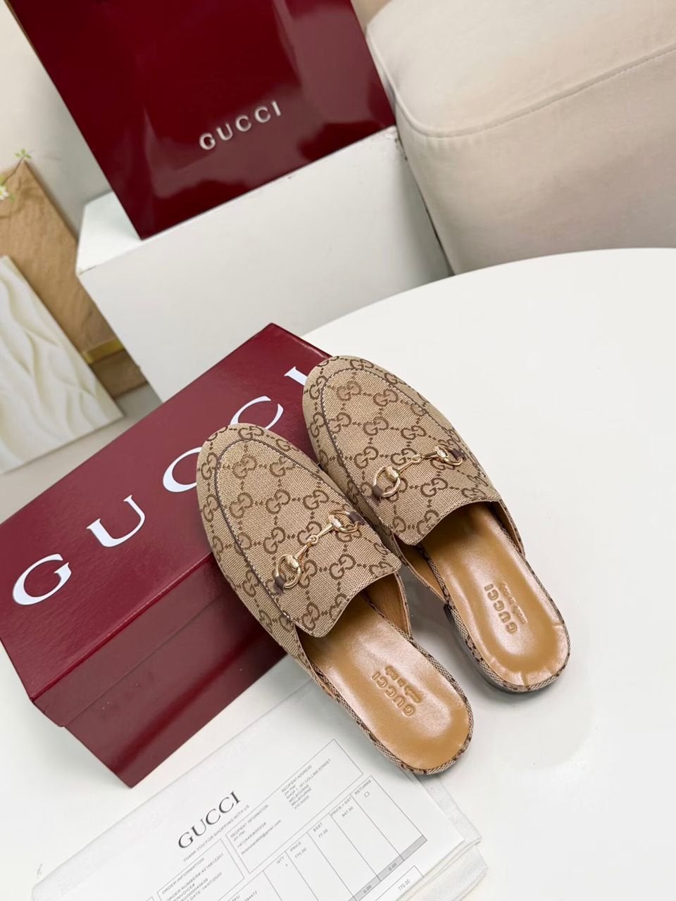 Prachtige nieuwe Gucci instappers met doos, Ophalen, Nieuw, Beige, Instappers