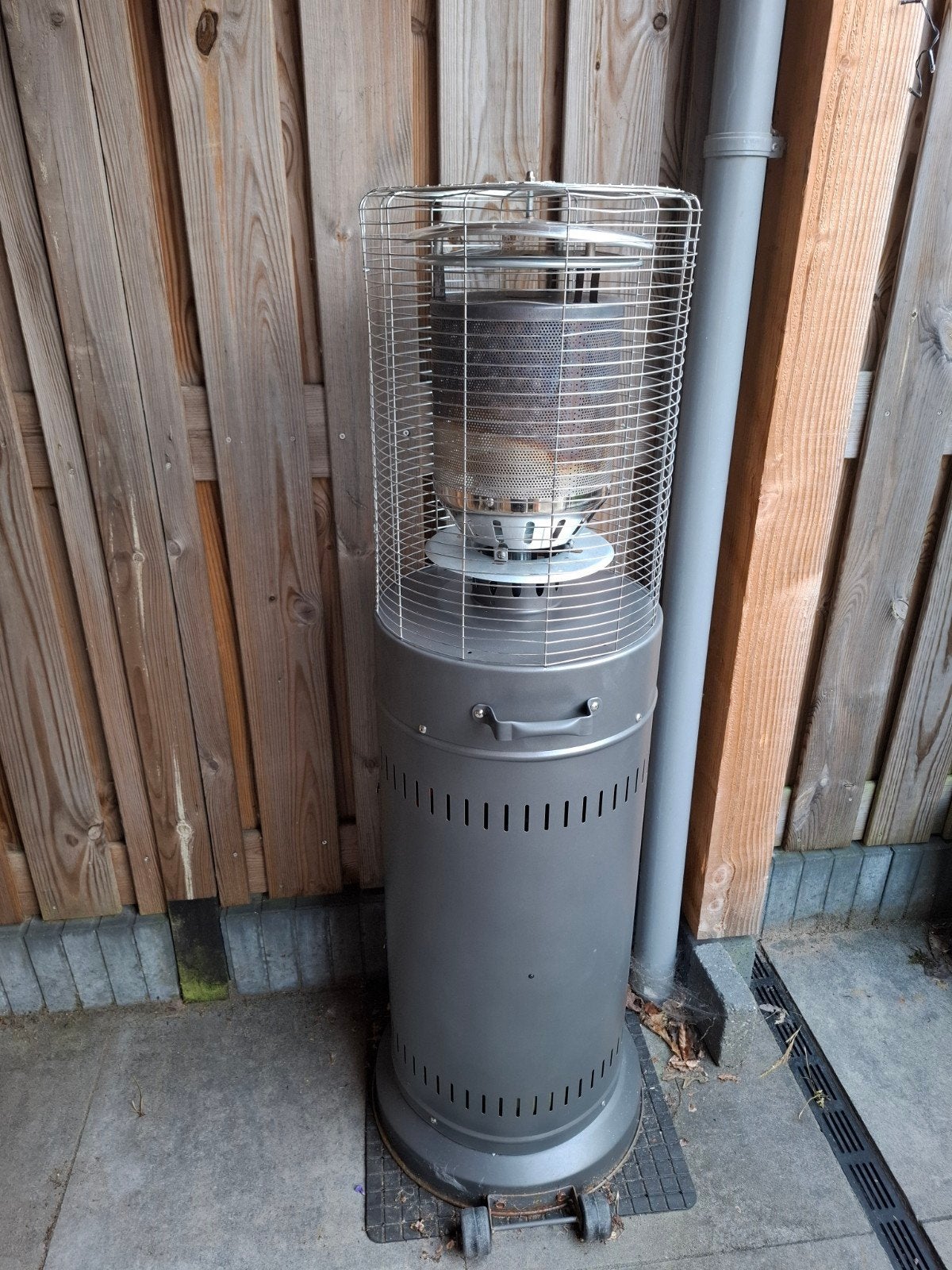 Sunred heater terrasverwarming met hoes, Ophalen, Zo goed als nieuw, Gas, Vloer