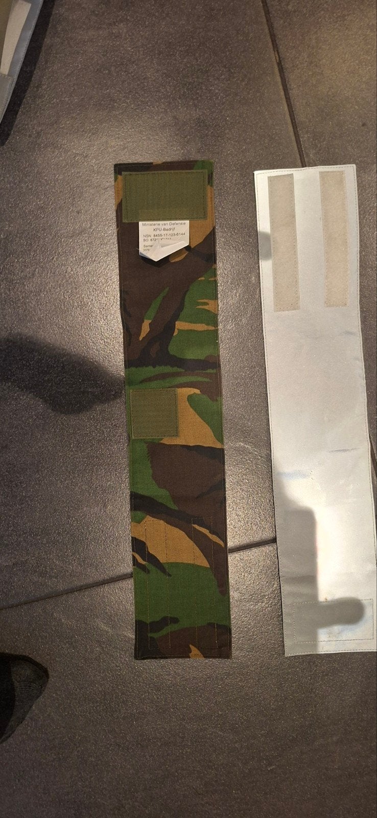 Reflecterende Armband Koninklijke Landmacht Camo, Ophalen of Verzenden, Landmacht, Nederland, Kleding of Schoenen