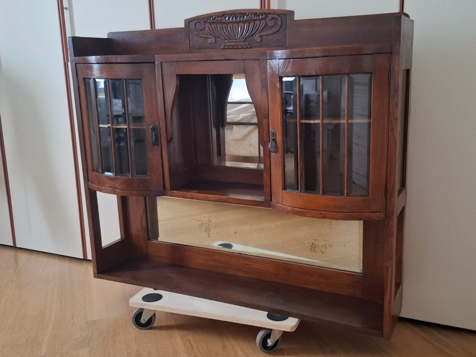 Oud, donkerhout, antiek wandkastje met glazen deurtjes, Antiek en Kunst, Ophalen