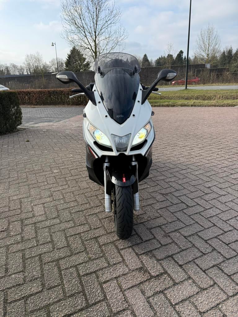 Aprilia SRV 850 ABS/ATC — Wit — 2012 — 29.000 km — €5500, Motoren, Particulier, Toermotor