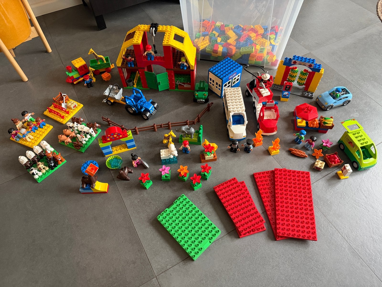 Grote collectie LEGO Duplo sets met veel figuren en dieren, Ophalen of Verzenden, Gebruikt, Overige merken