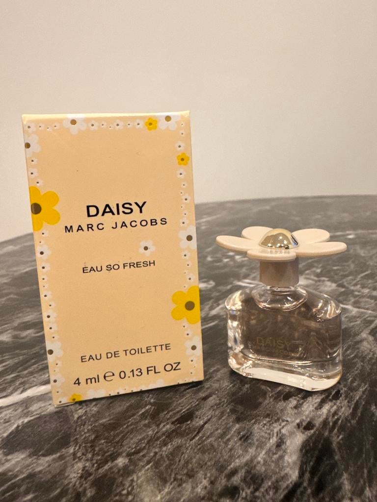Marc Jacobs Daisy Eau so Fresh 4 ml miniatuur mini, Ophalen of Verzenden, Nieuw