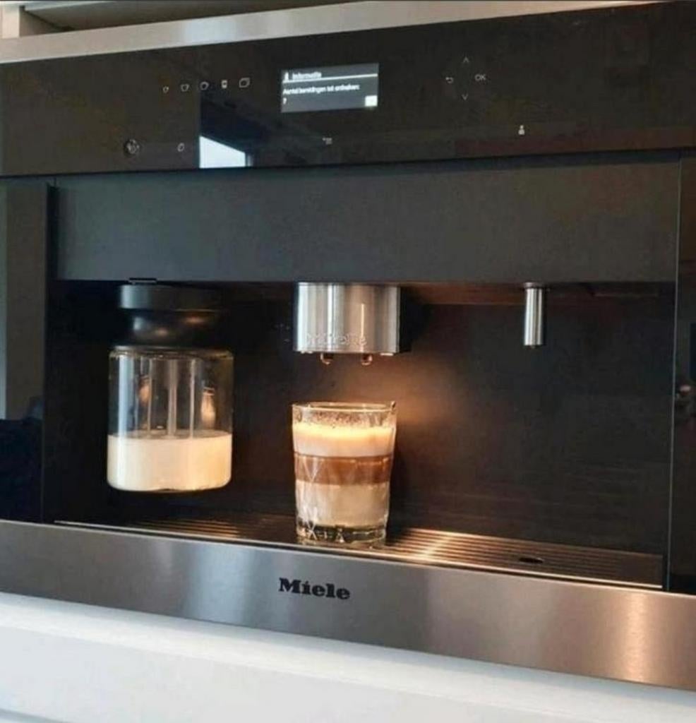 Miele koffiemachine cva6405, Afneembaar waterreservoir, Koffiemachine, Ophalen of Verzenden, Zo goed als nieuw