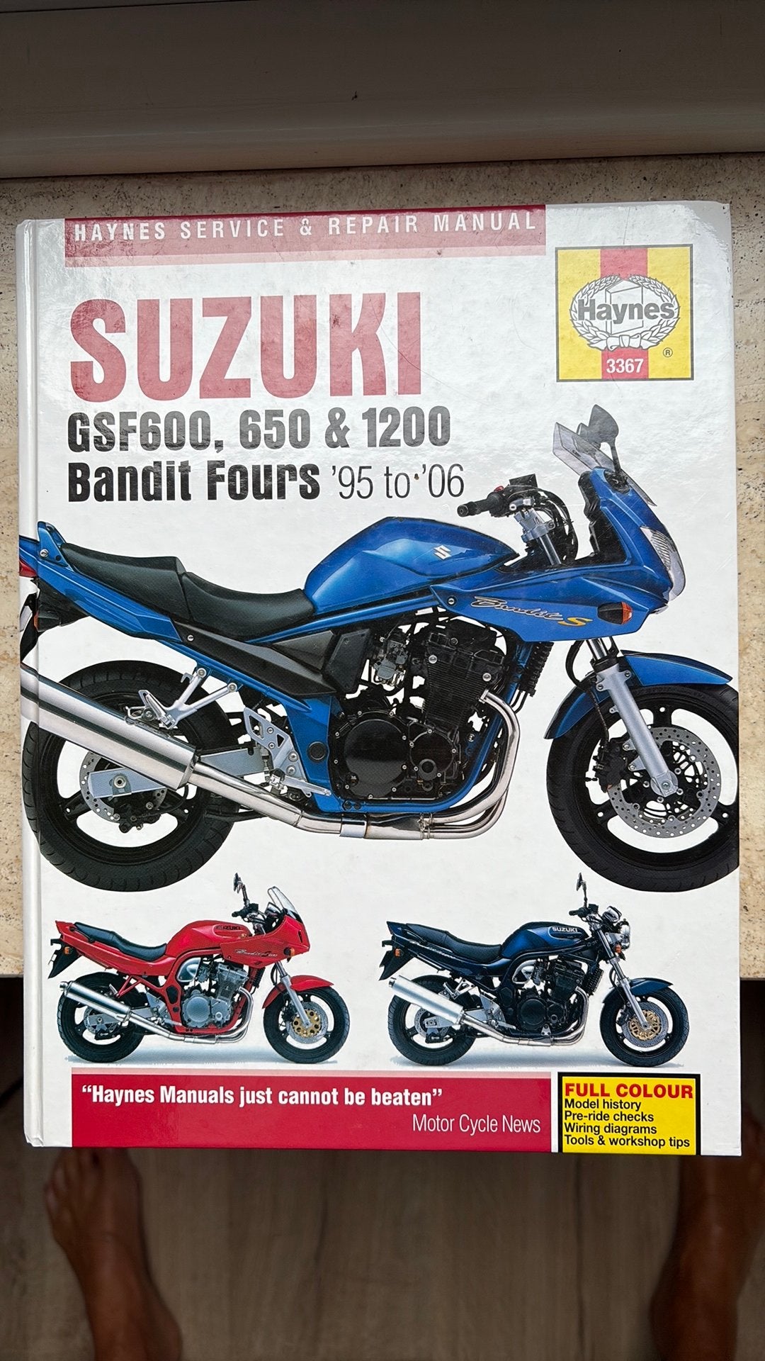 Handboek Suzuki Bandit Fours, Ophalen of Verzenden, Suzuki